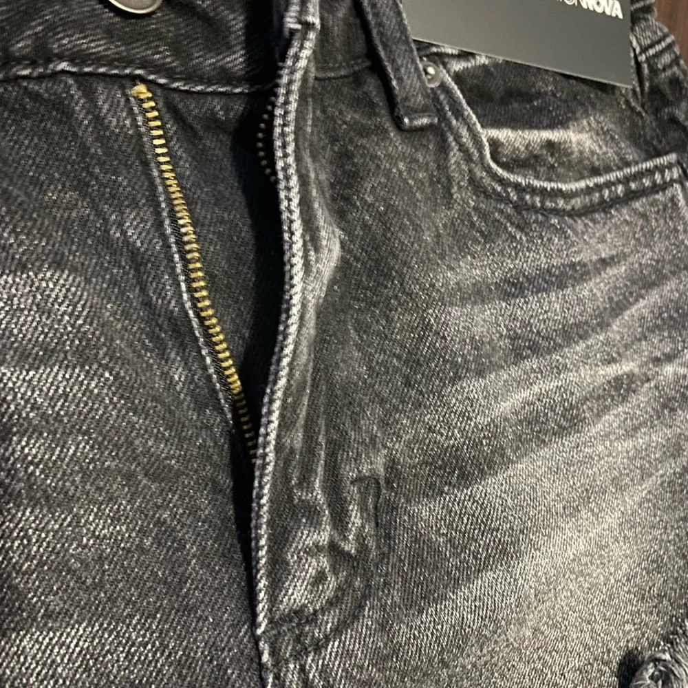 Woman’s High Cut Cheeky Super Frayed Hem Fashion Nova Jean Shorts - Picture 8 of 9